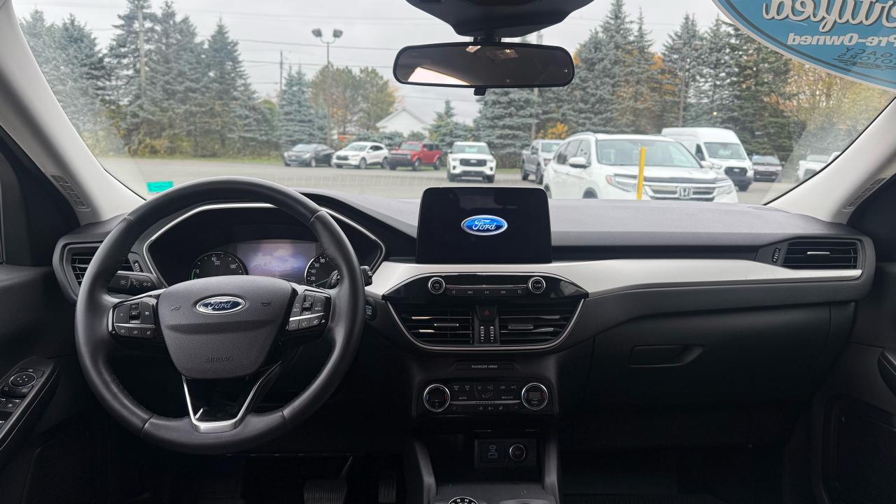 2021 Ford Escape  Photo5