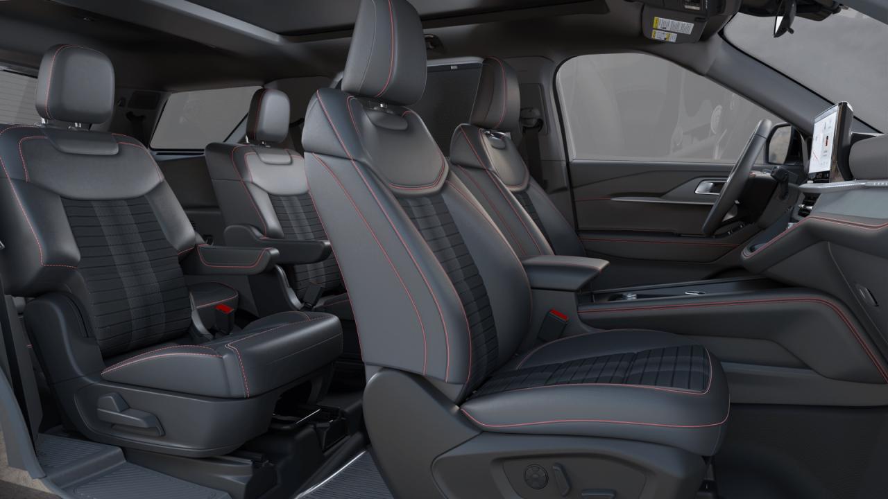 2025 Ford Explorer  Photo5