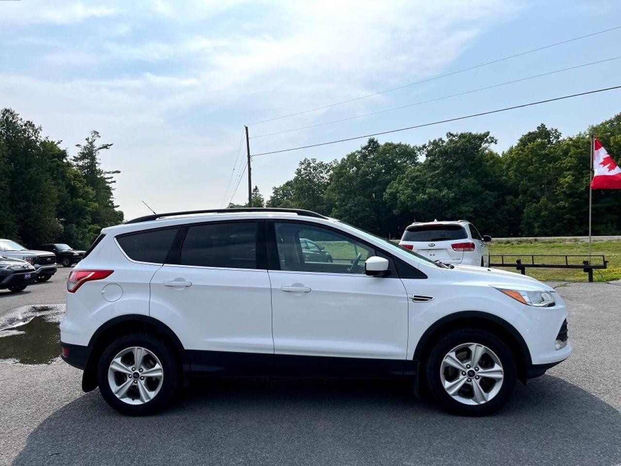 2016 Ford Escape SE - Photo #4