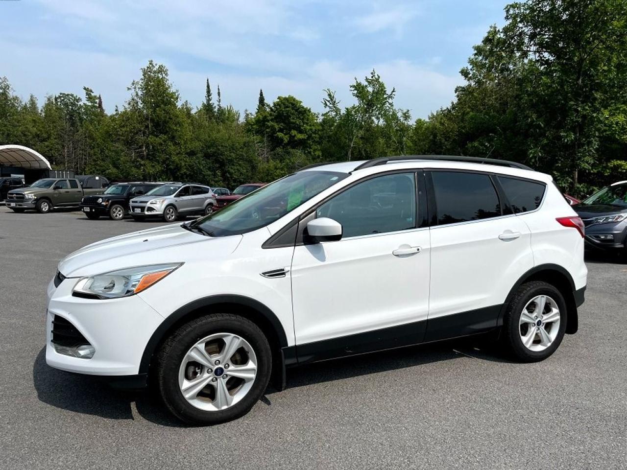 2016 Ford Escape SE - Photo #2