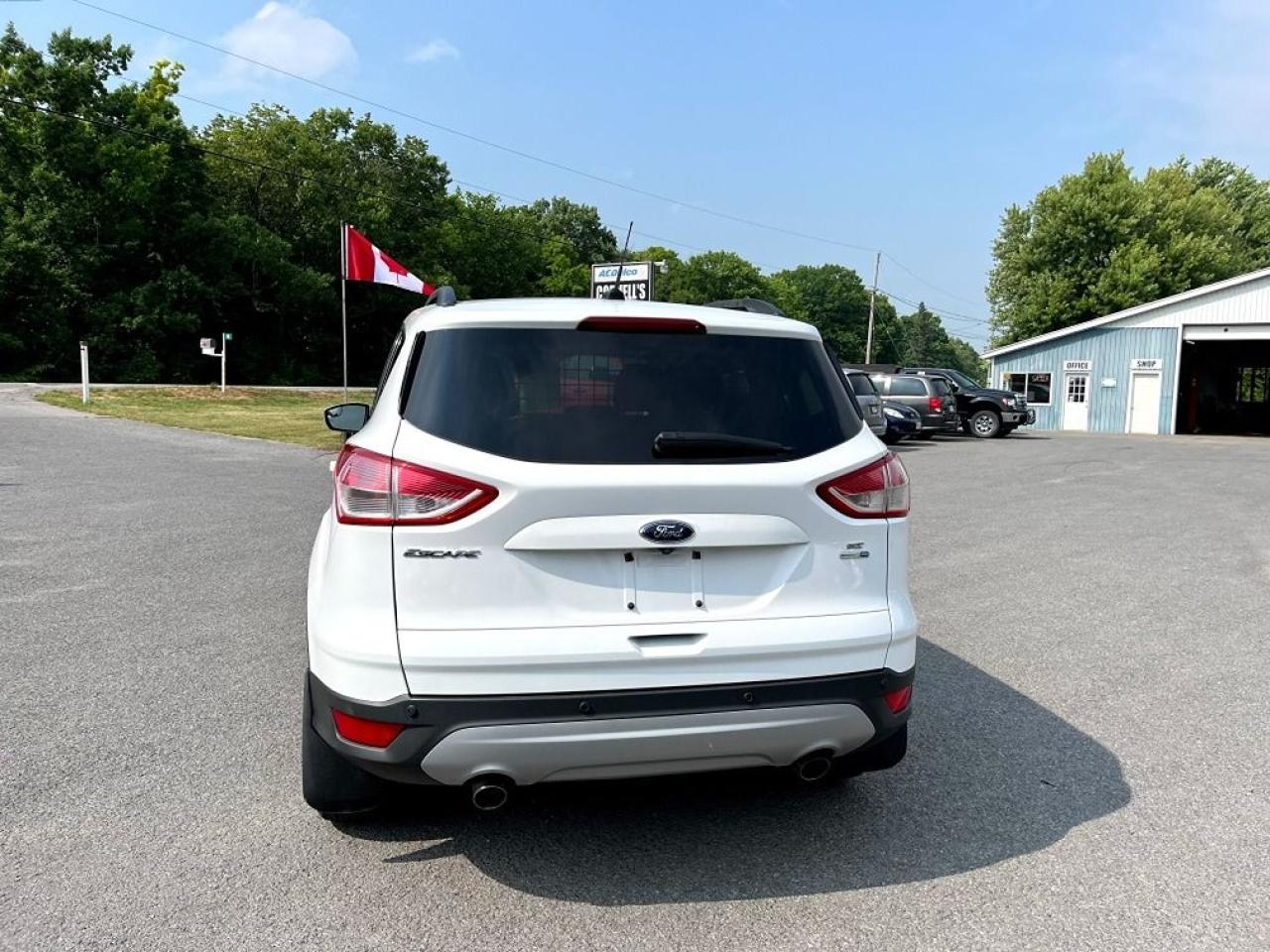 2016 Ford Escape SE - Photo #6