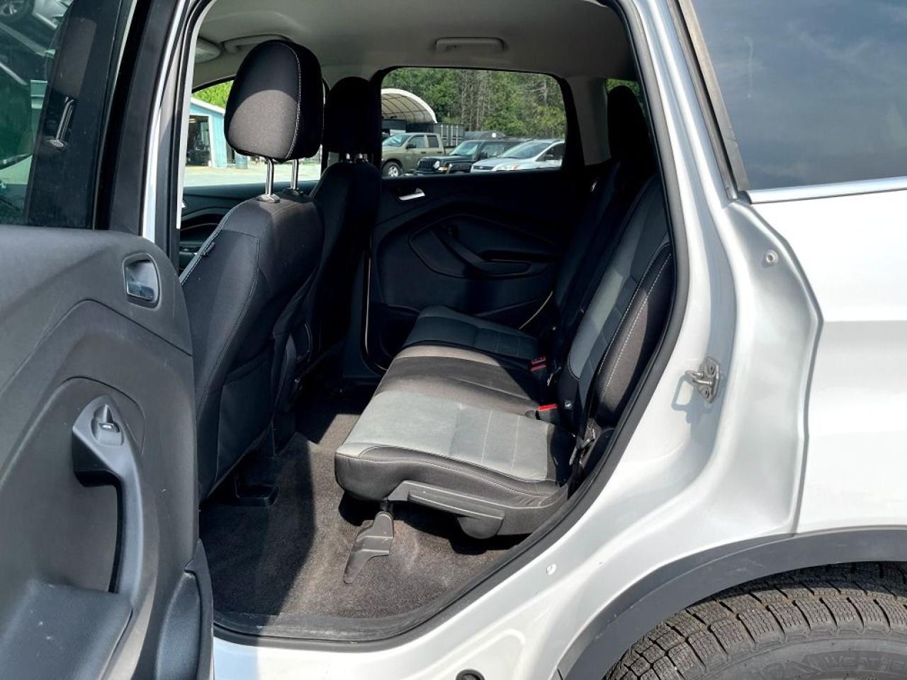 2016 Ford Escape SE - Photo #8