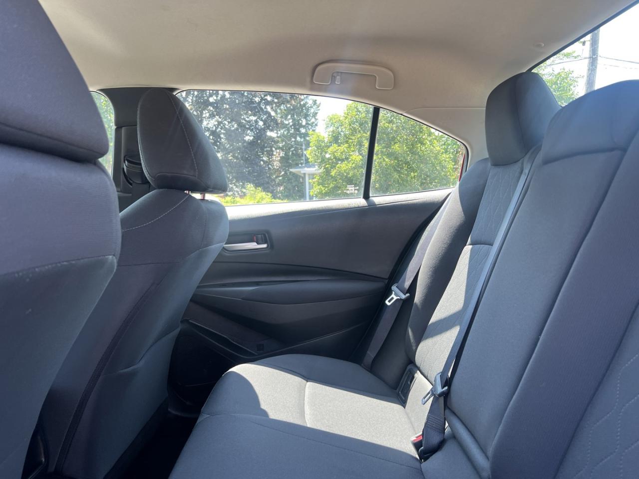 2020 Toyota Corolla LE - Photo #14
