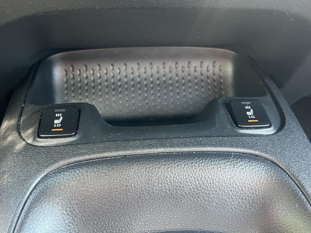 2020 Toyota Corolla LE - Photo #22
