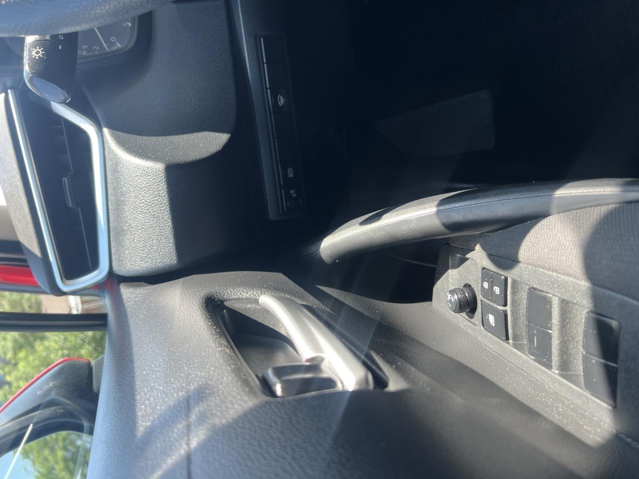 2020 Toyota Corolla LE - Photo #24