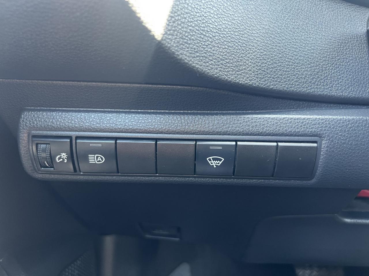 2020 Toyota Corolla LE - Photo #25