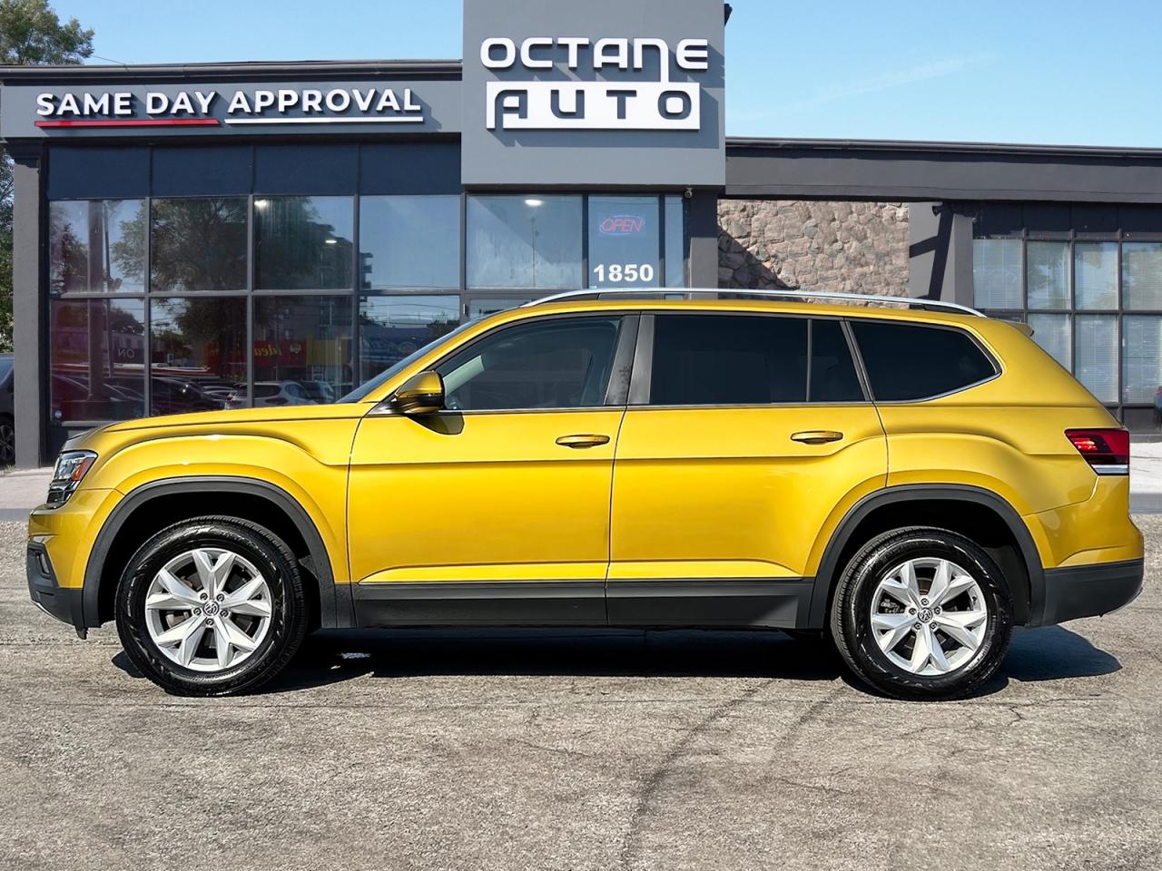 2018 Volkswagen Atlas Comfortline - Photo #2