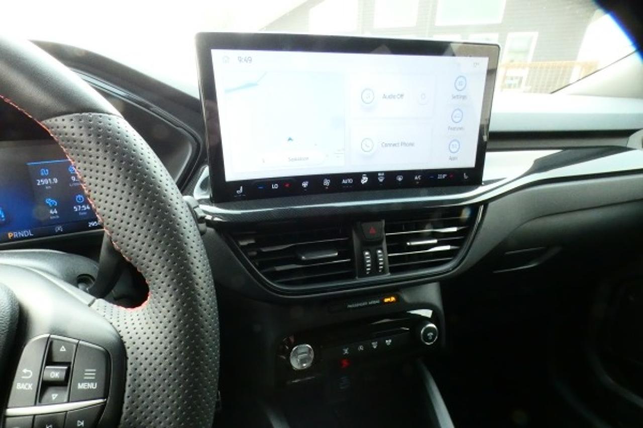2023 Ford Escape ST-Line AWD w/Htd L.wrap, Htd wheel, NAV, BUC - Photo #14