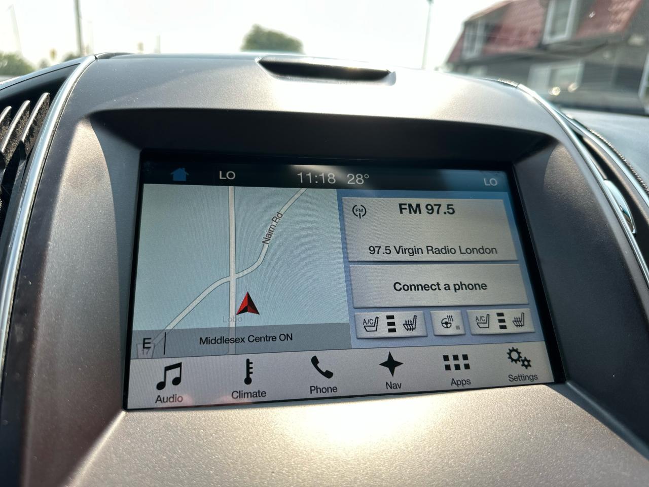 2018 Ford Edge Titanium AWD Photo