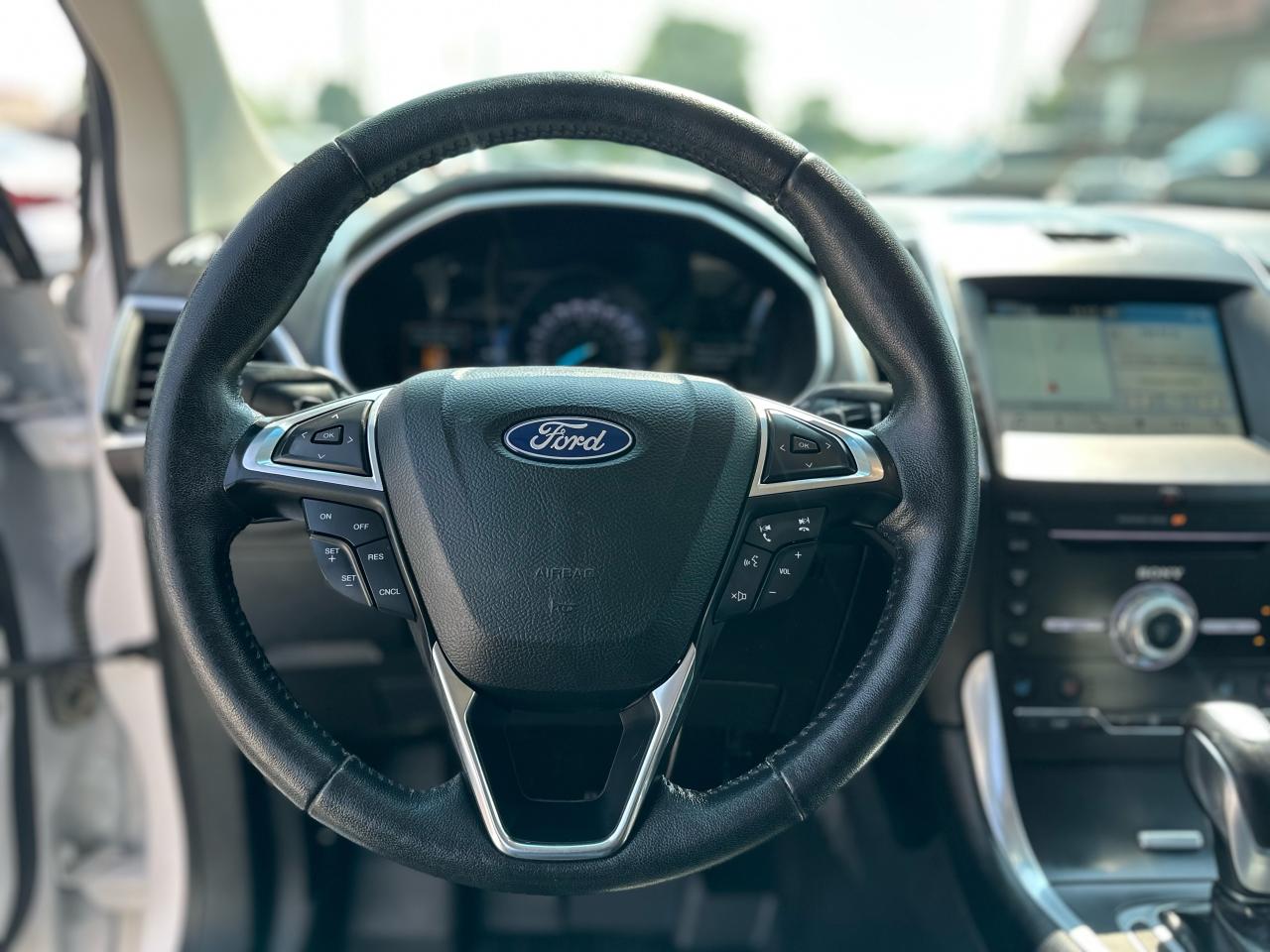 2018 Ford Edge Titanium AWD Photo