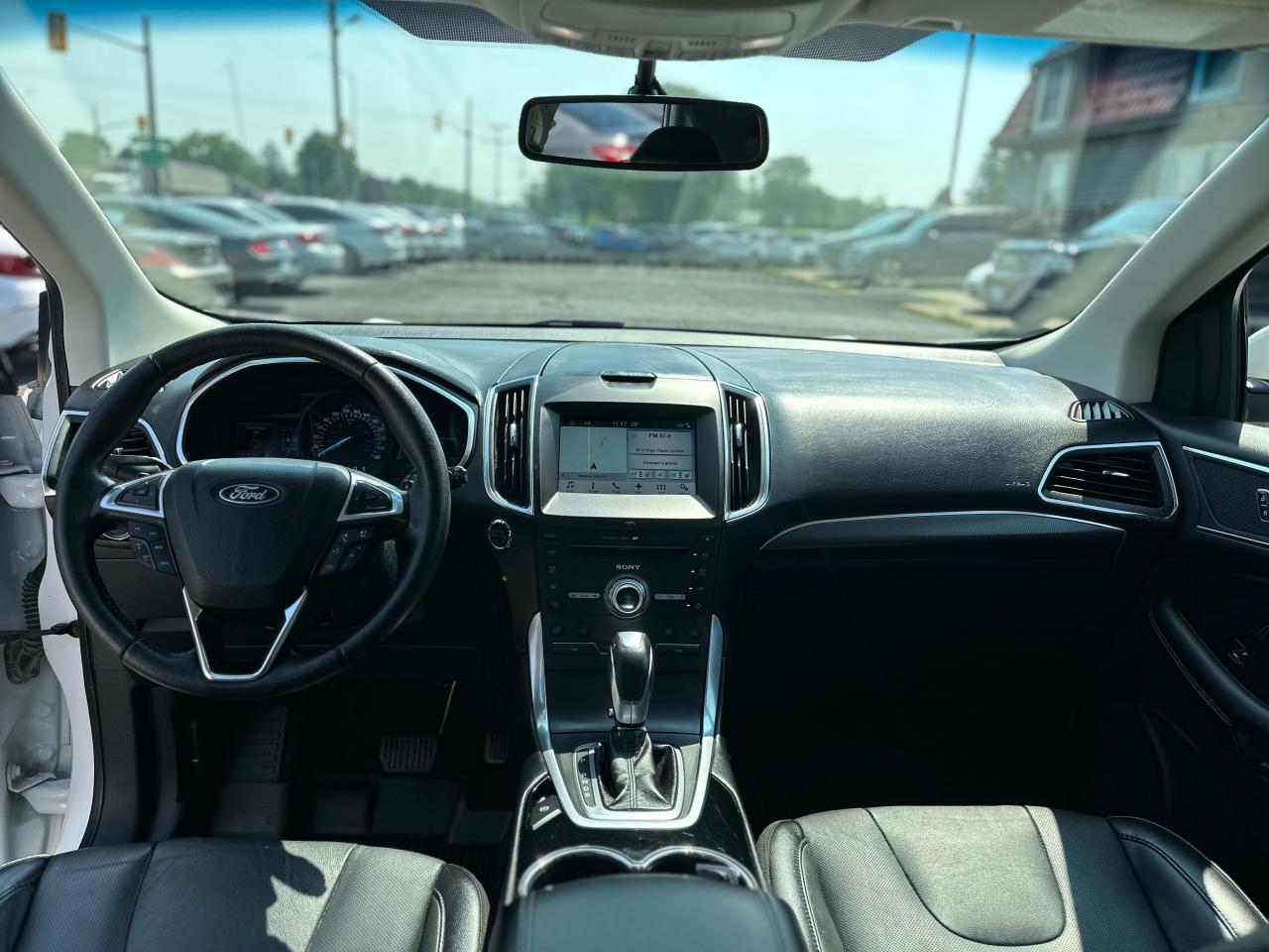 2018 Ford Edge Titanium AWD Photo34