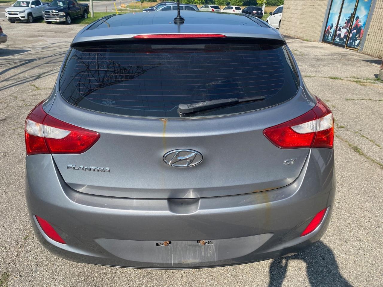 2016 Hyundai Elantra GT GLS w/Tech Pkg - Photo #9