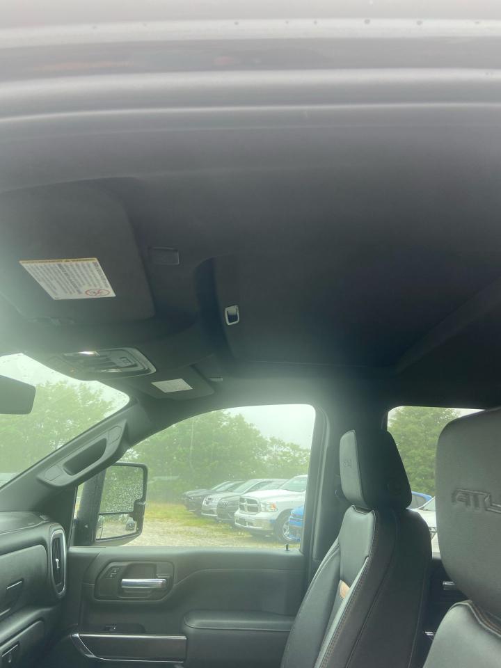 2023 GMC Sierra 2500 AT4 Photo10