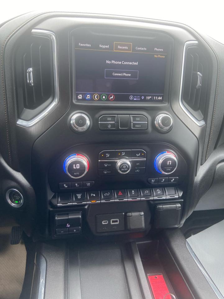 2023 GMC Sierra 2500 AT4 Photo27
