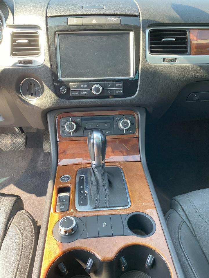 2011 Volkswagen Touareg Highline/Automatic/AWD/Leather/Roof/Navi - Photo #15