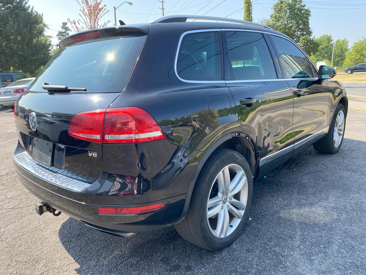 2011 Volkswagen Touareg Highline/Automatic/AWD/Leather/Roof/Navi - Photo #6