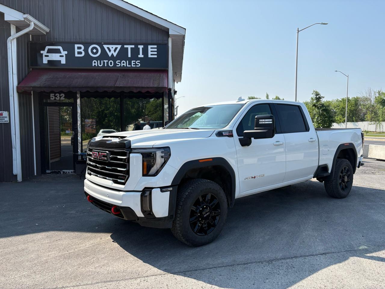 Used 2024 GMC Sierra 2500 AT4 for sale in Cornwall, ON