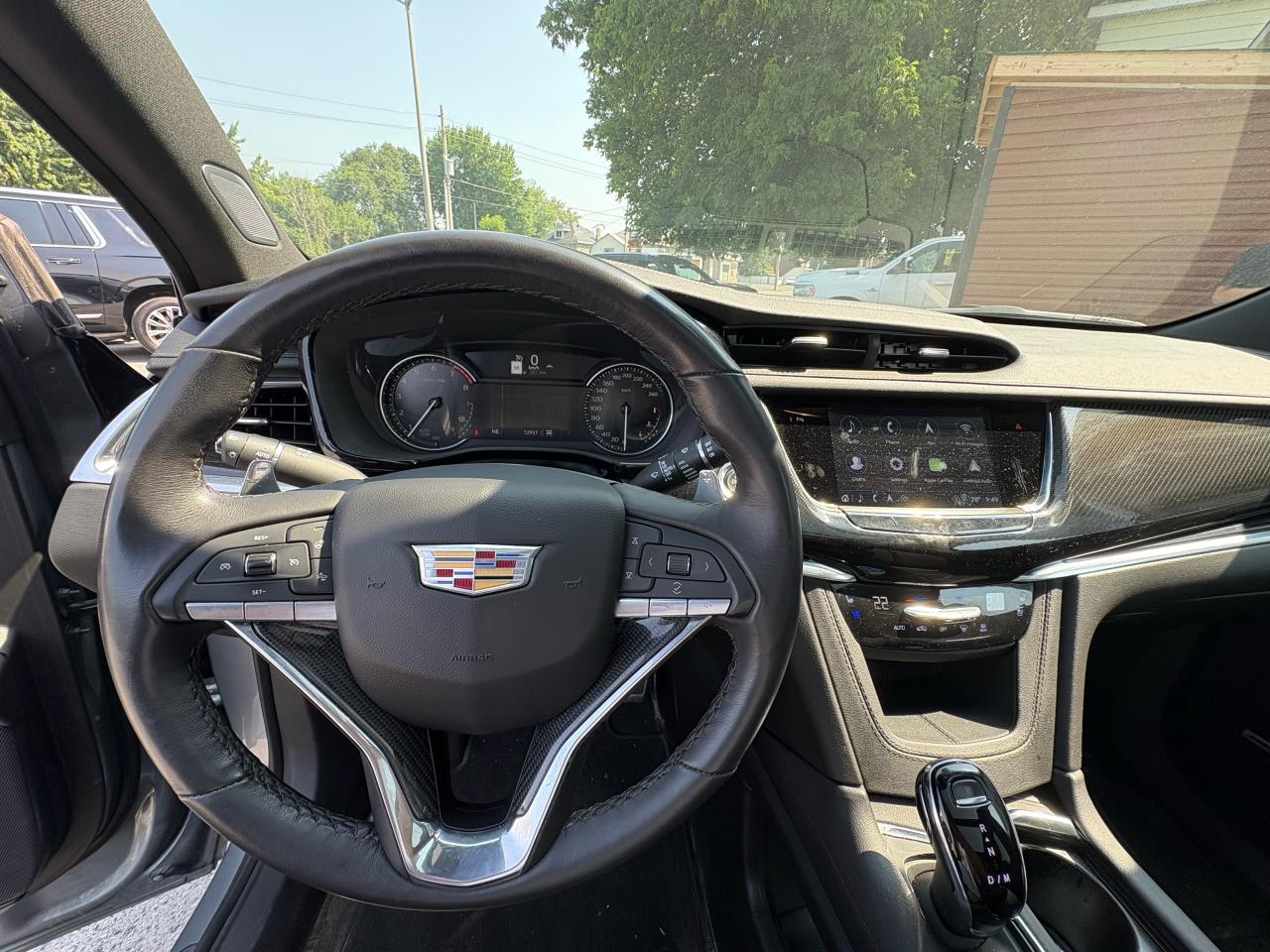 2024 Cadillac XT6 AWD Sport - Photo #5