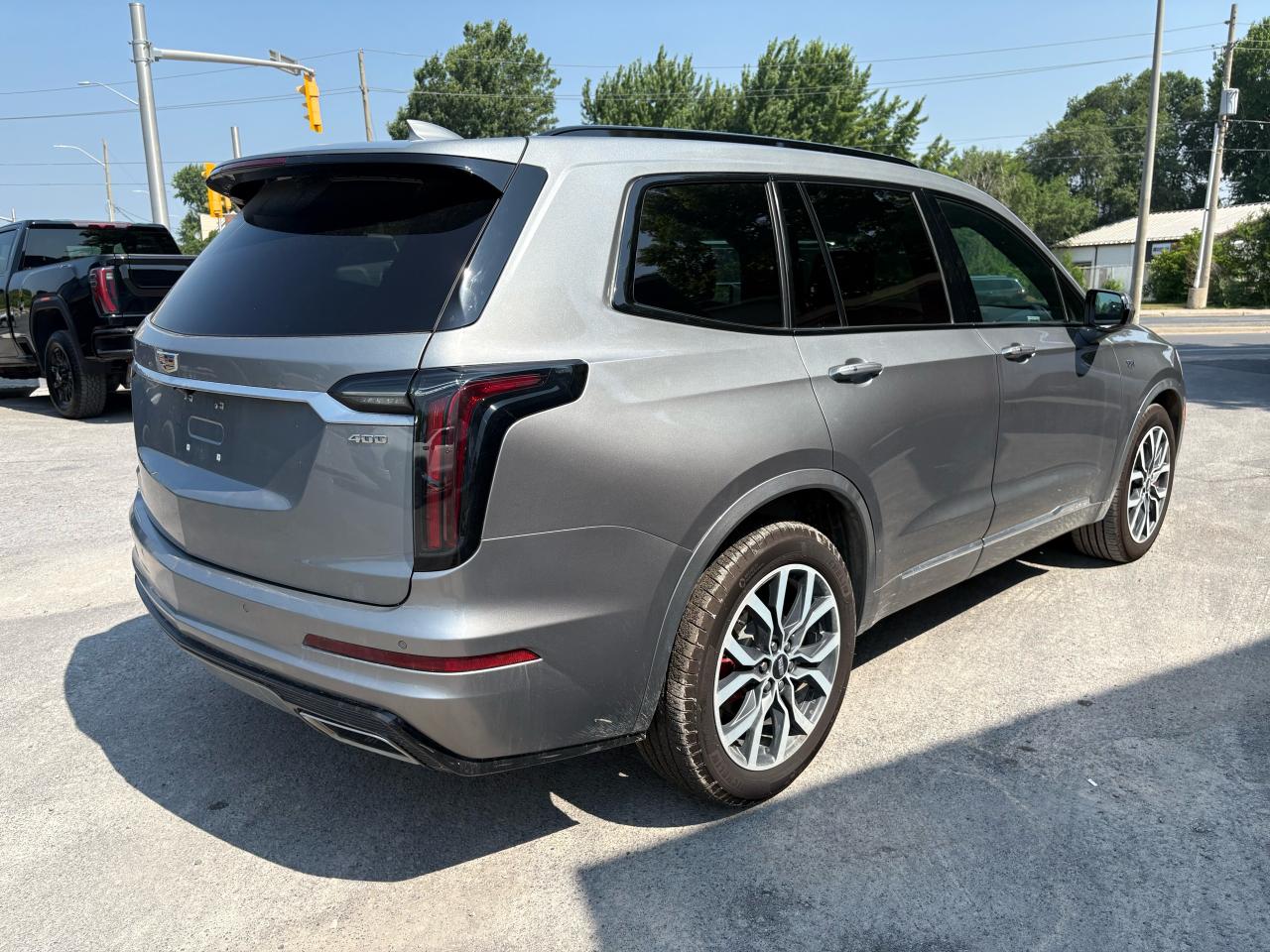 2024 Cadillac XT6 AWD Sport - Photo #3