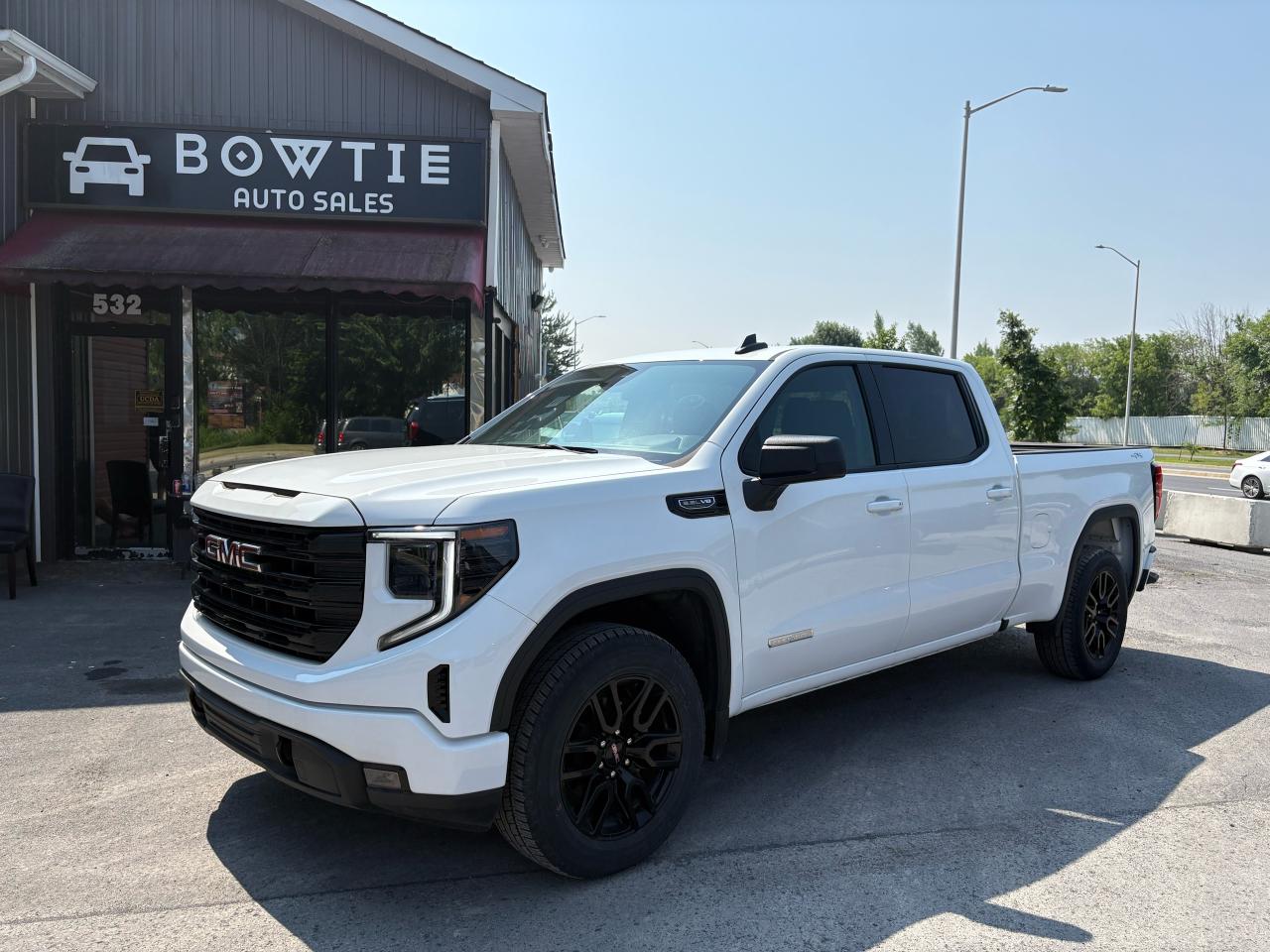 2024 GMC Sierra 1500 ELEVATION - Photo #4