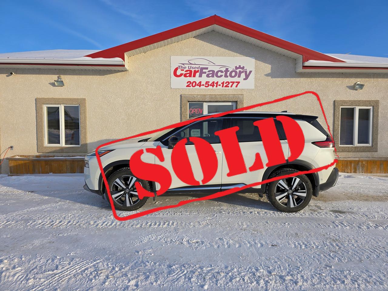 2021 Nissan Rogue Platinum only 60,716 KM, Accident Free - Photo #1