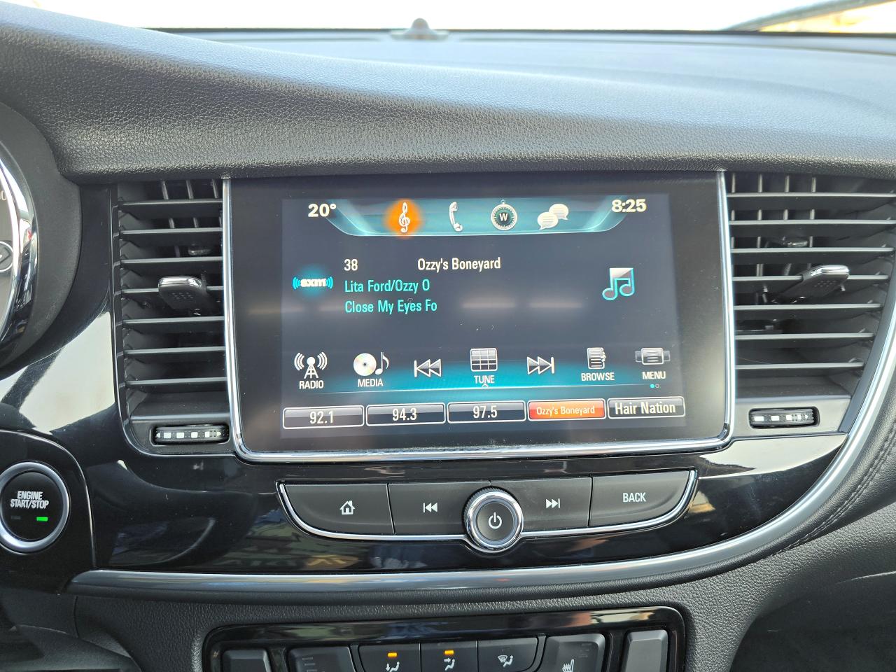 2017 Buick Encore Essence, AWD, 71,896 KM Sunroof no Accidents - Photo #18