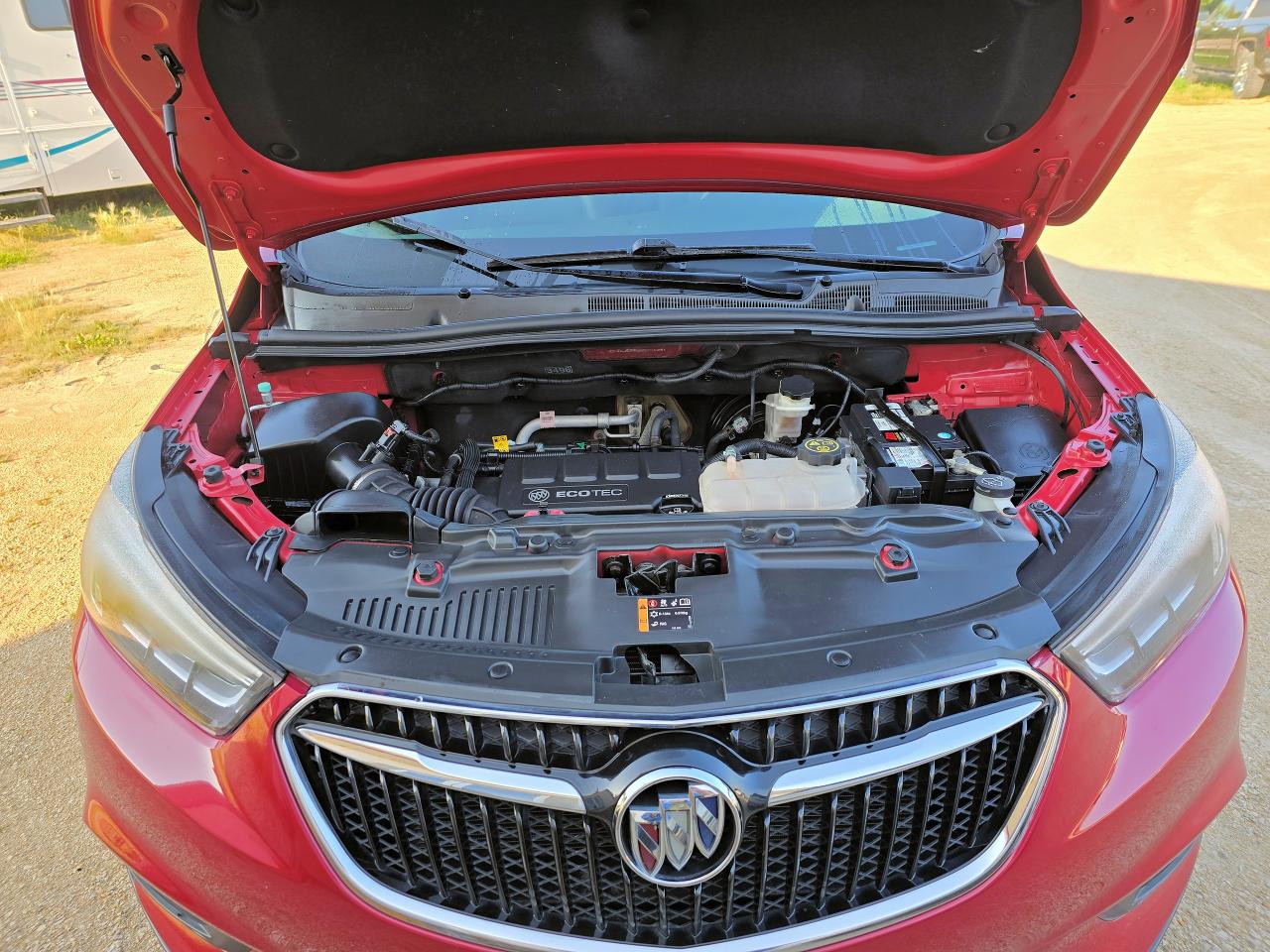 2017 Buick Encore Essence, AWD, 71,896 KM Sunroof no Accidents - Photo #5