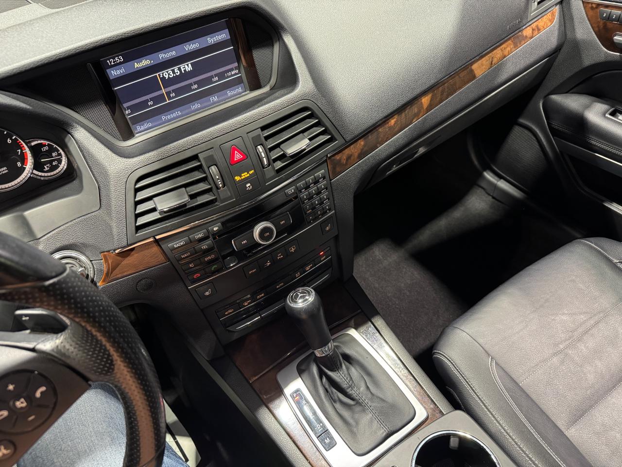 2010 Mercedes-Benz E-Class E 350 - Photo #13