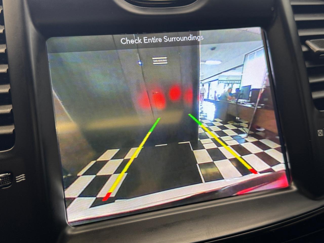2017 Chrysler 300 300S AWD+Camera+Roof+ApplePlay Photo80