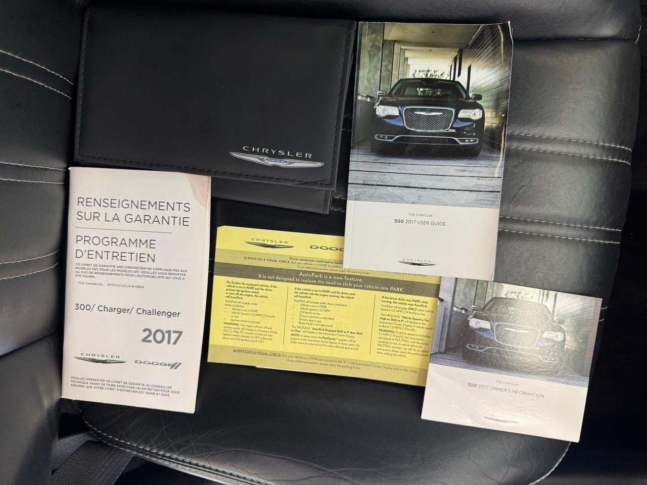 2017 Chrysler 300 300S AWD+Camera+Roof+ApplePlay Photo93