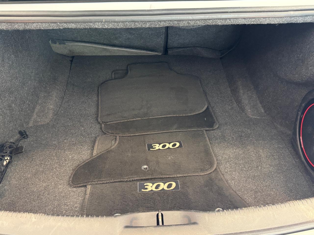2017 Chrysler 300 300S AWD+Camera+Roof+ApplePlay Photo92