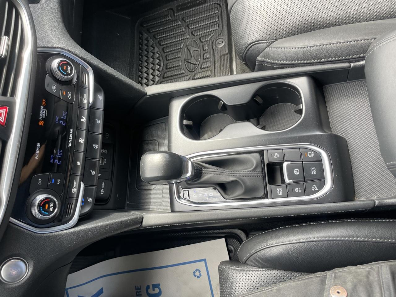 2020 Hyundai Santa Fe Ultimate 2.0T AWD Calligraphy - Photo #17