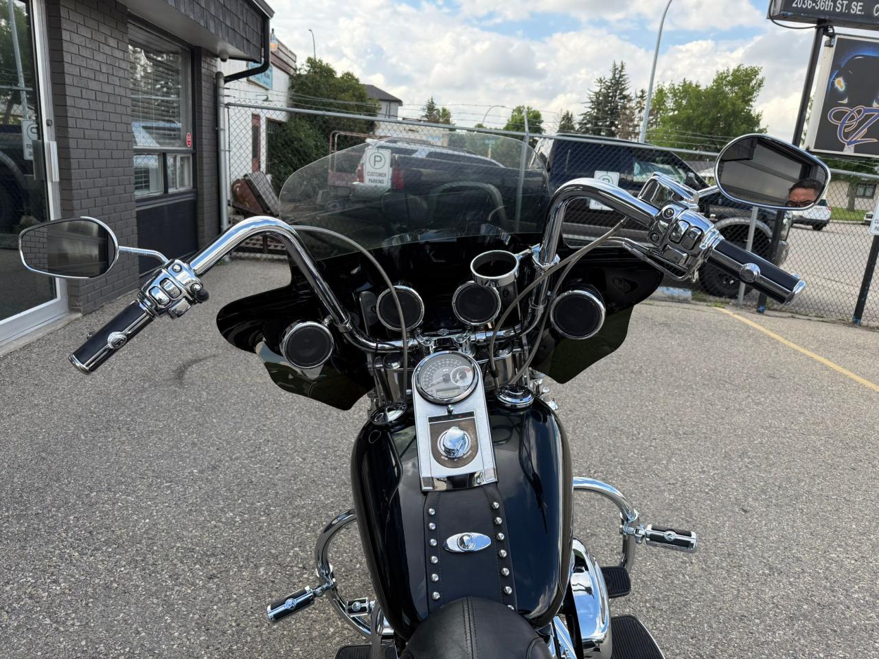 2008 Harley-Davidson Heritage Softail Classic FLSTC | FINANCING AVAILABLE | WARRANTY AVAILABLE - Photo #11