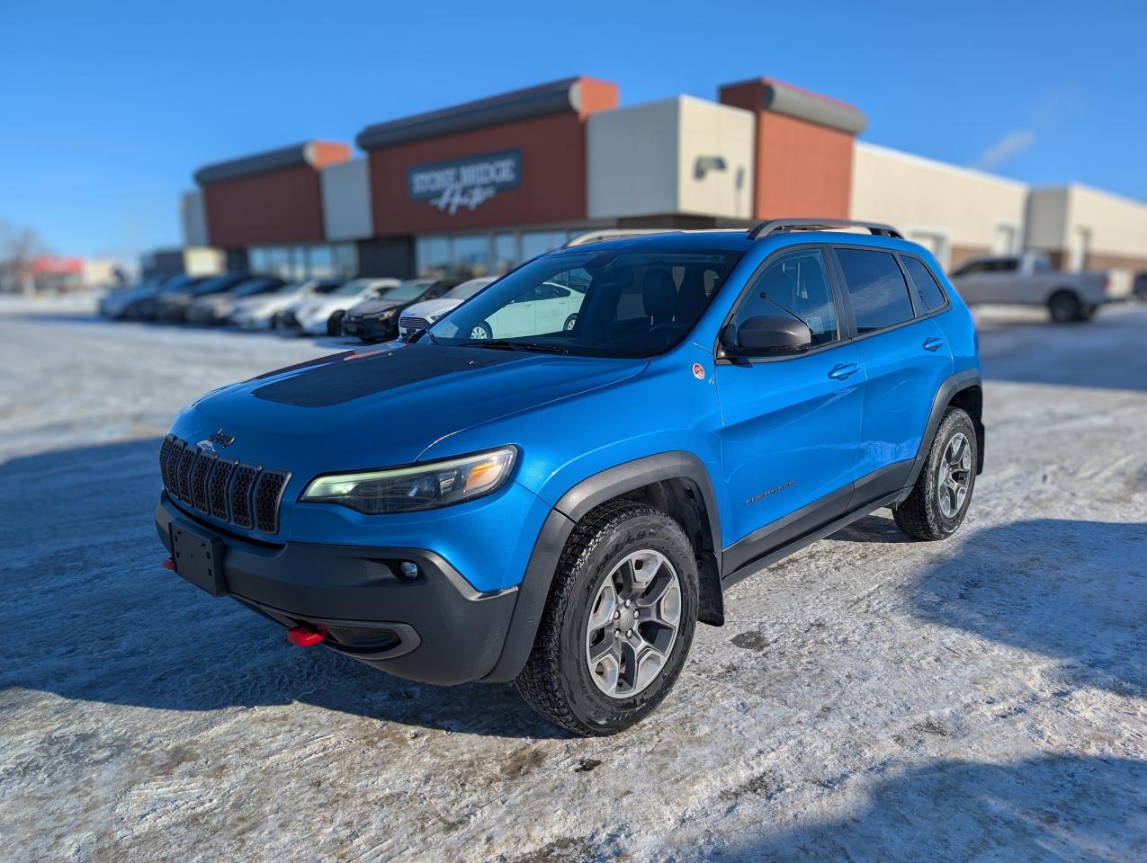 <p>Come finance this vehicle with us. Apply on our website stonebridgeauto.com&nbsp;</p><p>&nbsp;</p><p>2019 Jeep Chreokee Trailhawk with 161000kms. 3.2 liter V6 4x4</p><p>&nbsp;</p><p>Clean title and safetied. Always owned in Manitoba. No major collisions on Record&nbsp;</p><p>&nbsp;</p><p>Command start&nbsp;</p><p>Power rear hatch&nbsp;</p><p>Selectable drive modes&nbsp;</p><p>Crawl control&nbsp;</p><p>Locking differential&nbsp;</p><p>Heated front seats&nbsp;</p><p>Heated steering wheel&nbsp;</p><p>Power drivers seat</p><p>Dual climate control&nbsp;</p><p>&nbsp;</p><p>We take trades! Vehicle is for sale in Steinbach by STONE BRIDGE AUTO INC. Dealer #5000 we are a small business focused on customer satisfaction. Text or call before coming to view and ask for sales.&nbsp;</p><p>&nbsp;</p>