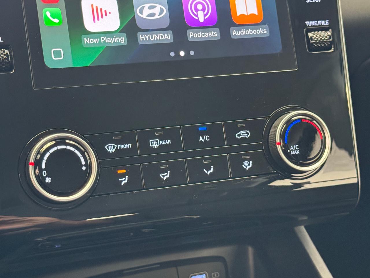2022 Hyundai Tucson Essential AWD+ApplePlay+LIKE NEW+CLEAN CARFAX - Photo #34