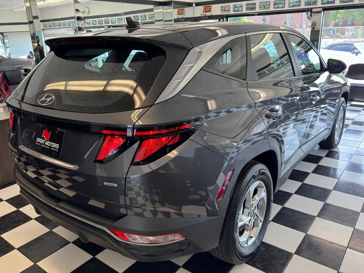 2022 Hyundai Tucson Essential AWD+ApplePlay+LIKE NEW+CLEAN CARFAX - Photo #8