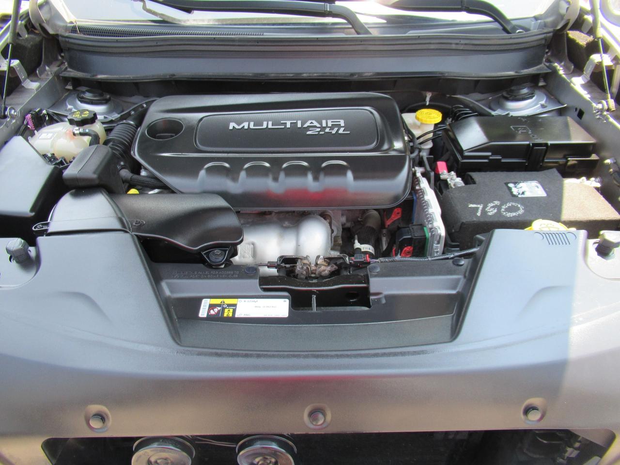 2014 Jeep Cherokee North Elavation - Photo #4