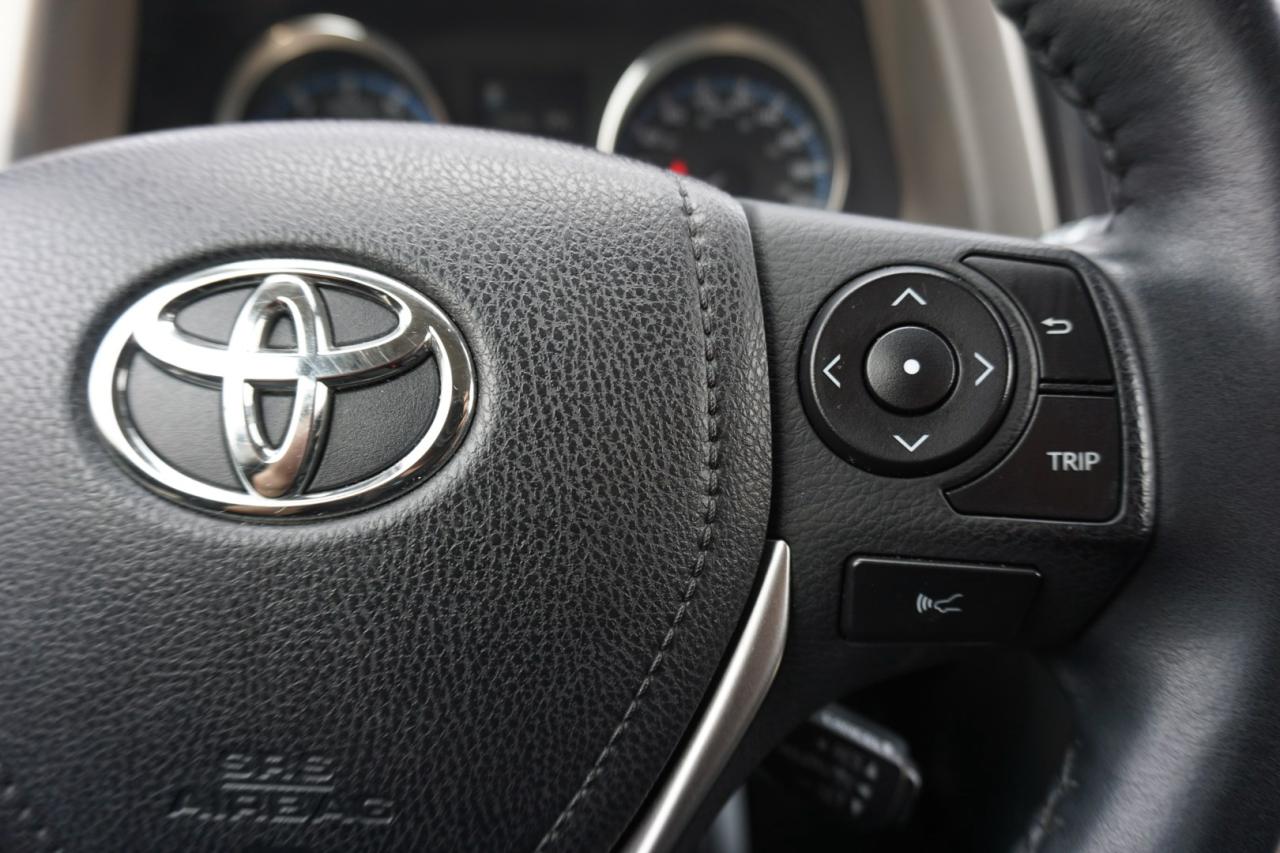 2017 Toyota RAV4 LIMITED AWD CERTIFIED *TOYOTA MAINTAIN* CAMERA NAV BLUETOOTH LEATHER HEATED SEATS SUNROOF CRUISE ALLOYS - Photo #32