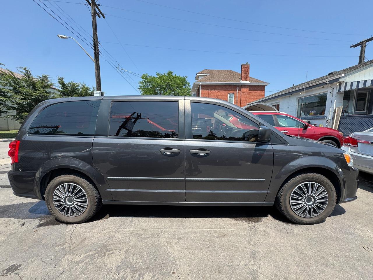 2016 Dodge Grand Caravan Canada Value Package | Certified | NO ACCIDENTS - Photo #4
