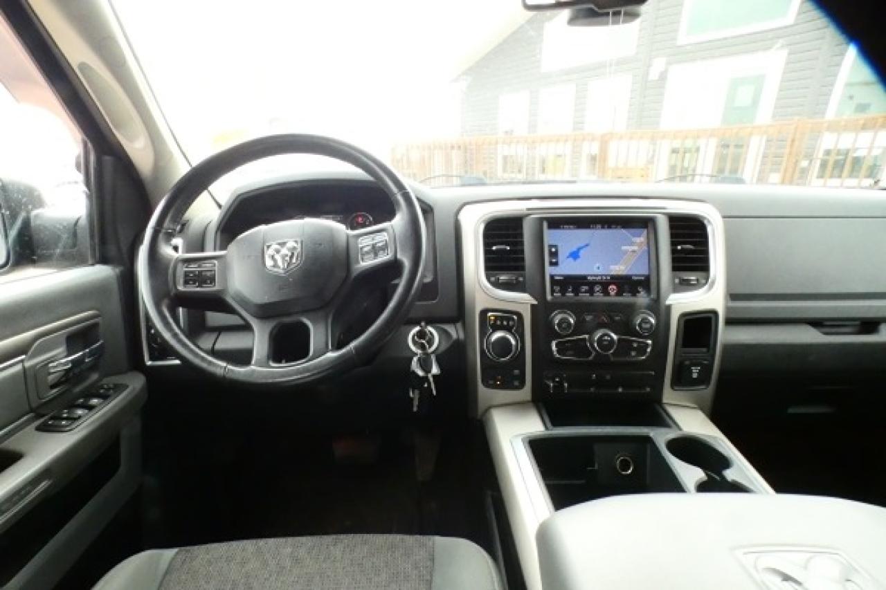 2014 Dodge Ram 1500 Outdoorsman eco DIESEL w/Htd cloth, NAV, BUC - Photo #11