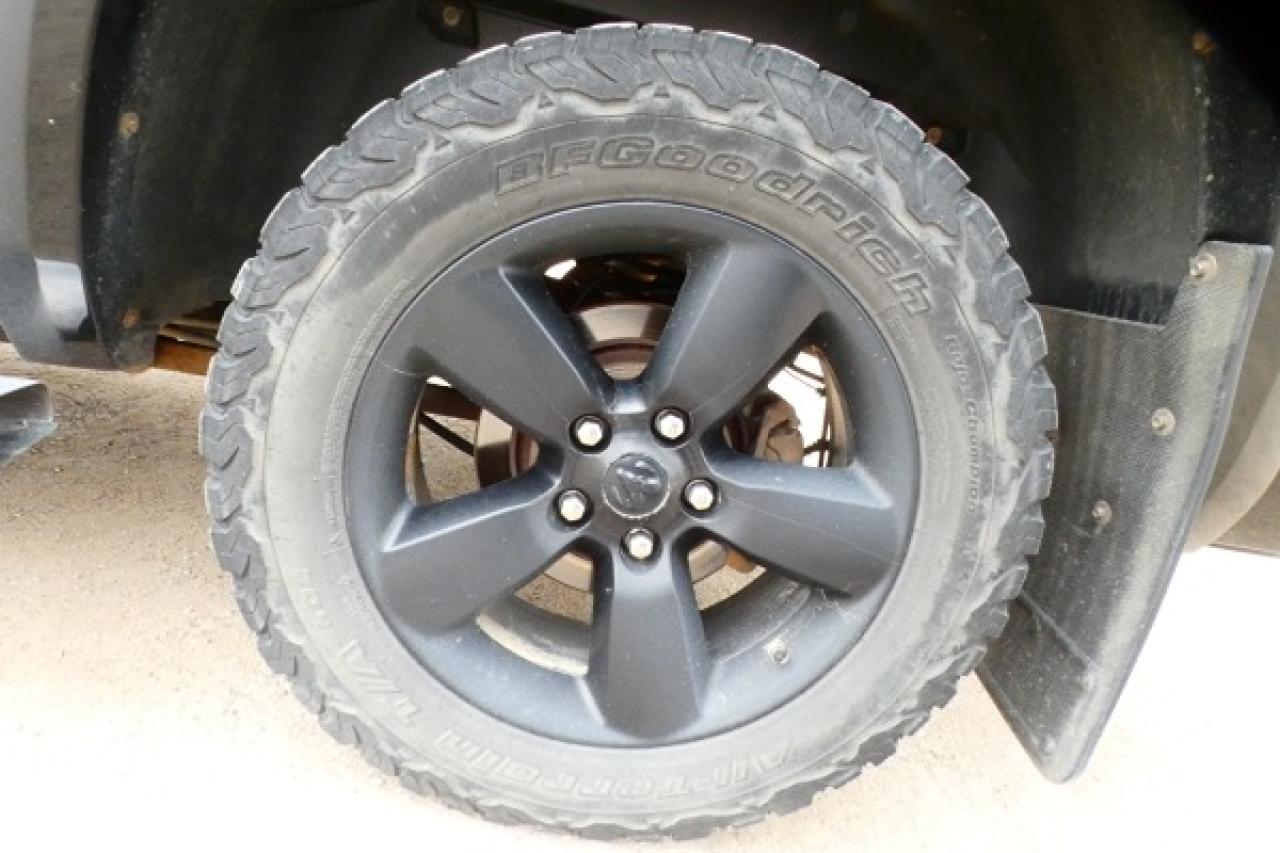 2014 Dodge Ram 1500 Outdoorsman eco DIESEL w/Htd cloth, NAV, BUC - Photo #18