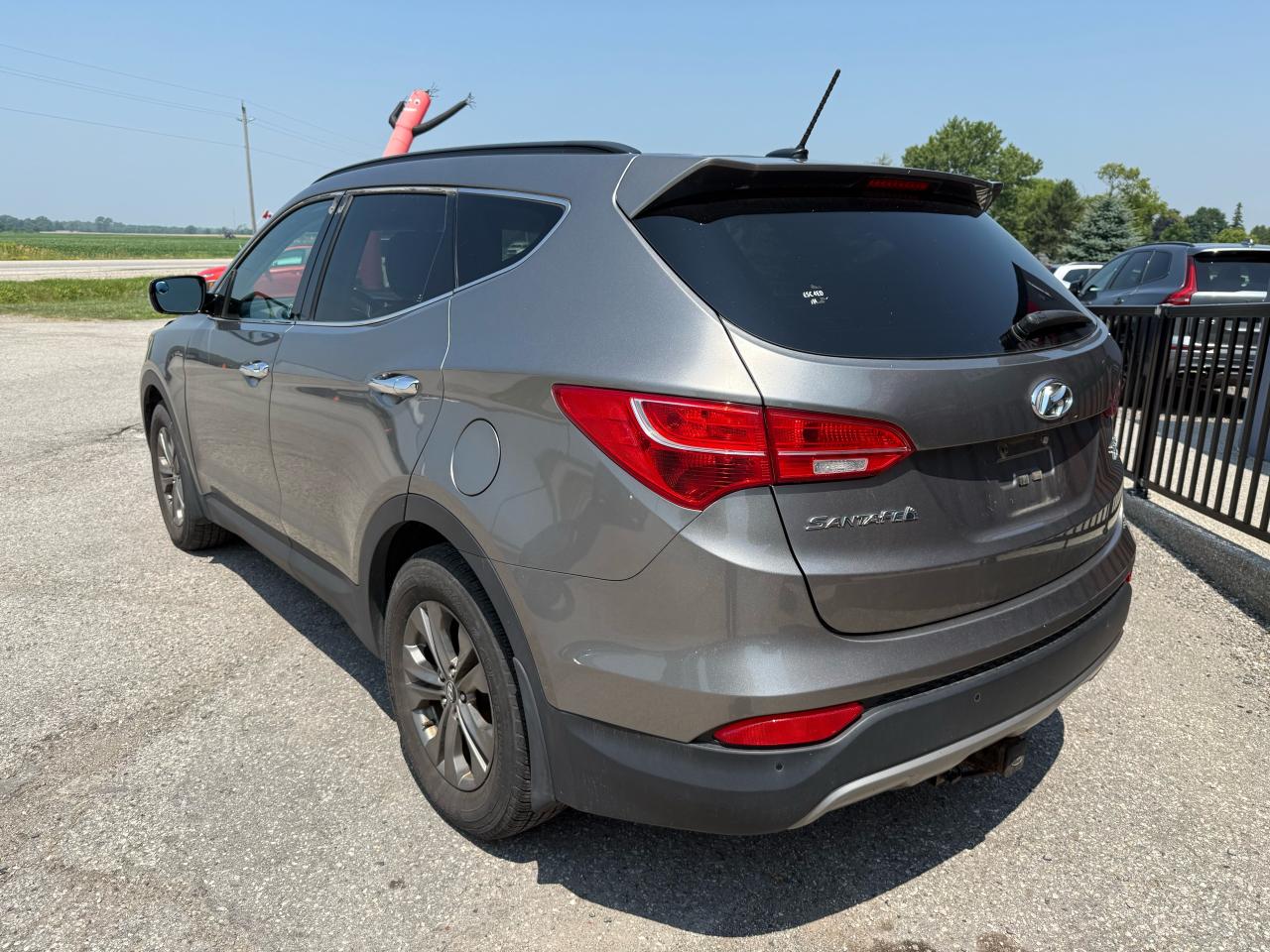 2013 Hyundai Santa Fe Premium | Heated Seats | Bluetooth | Cruise Control - Photo #3