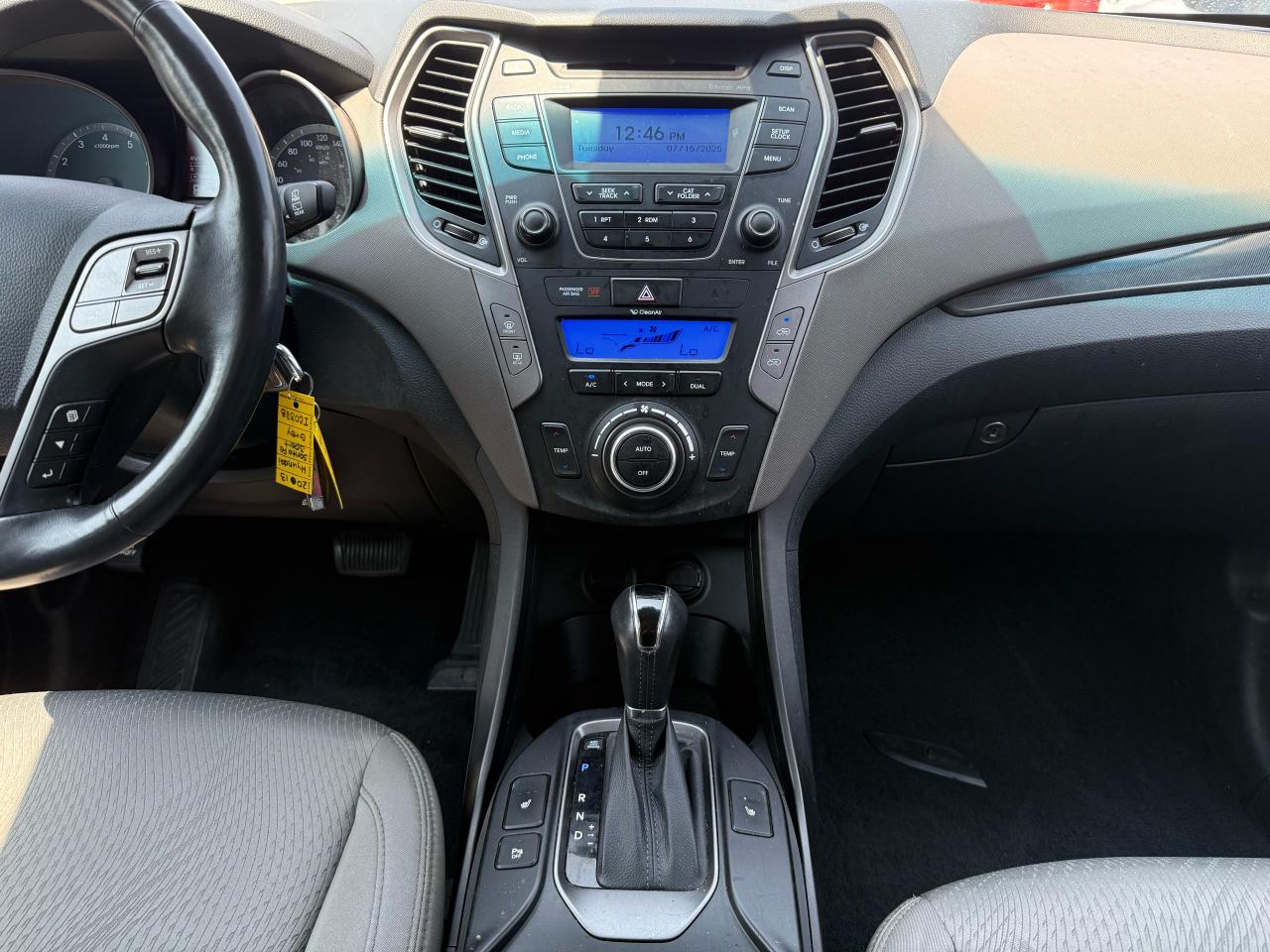 2013 Hyundai Santa Fe Premium | Heated Seats | Bluetooth | Cruise Control - Photo #13