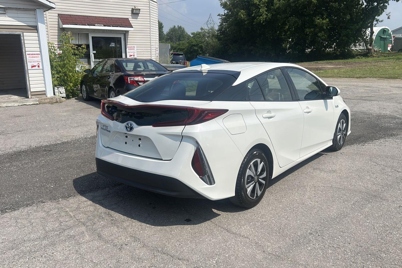 2018 Toyota Prius Prime Upgrade - Photo #6