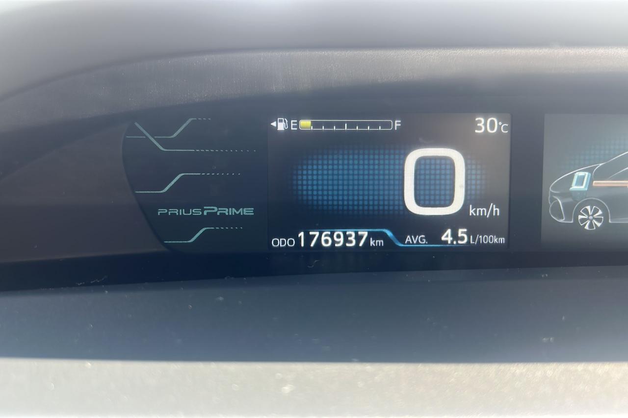2018 Toyota Prius Prime Upgrade - Photo #14