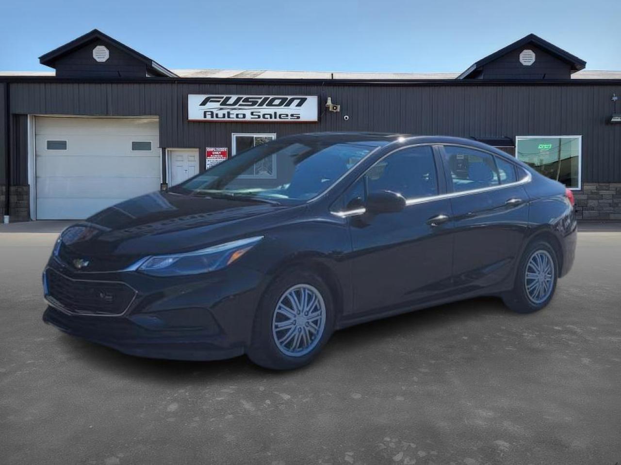 Used 2018 Chevrolet Cruze LT-SUNROOF-REMOTE START-HEATED SEATS-REAR CAMERA for sale in Tilbury, ON