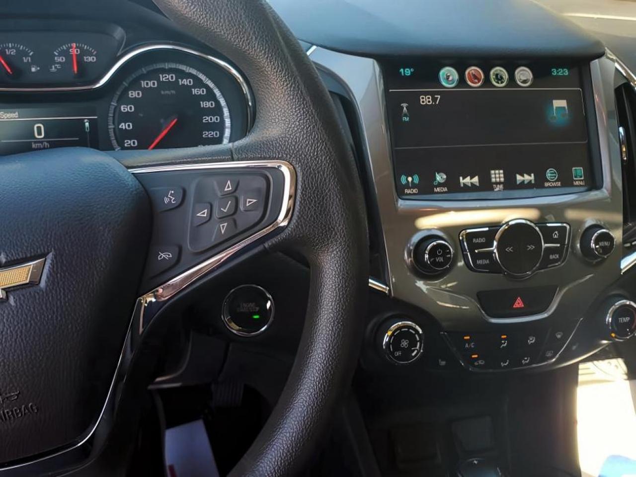 2018 Chevrolet Cruze LT-SUNROOF-REMOTE START-HEATED SEATS-REAR CAMERA - Photo #14