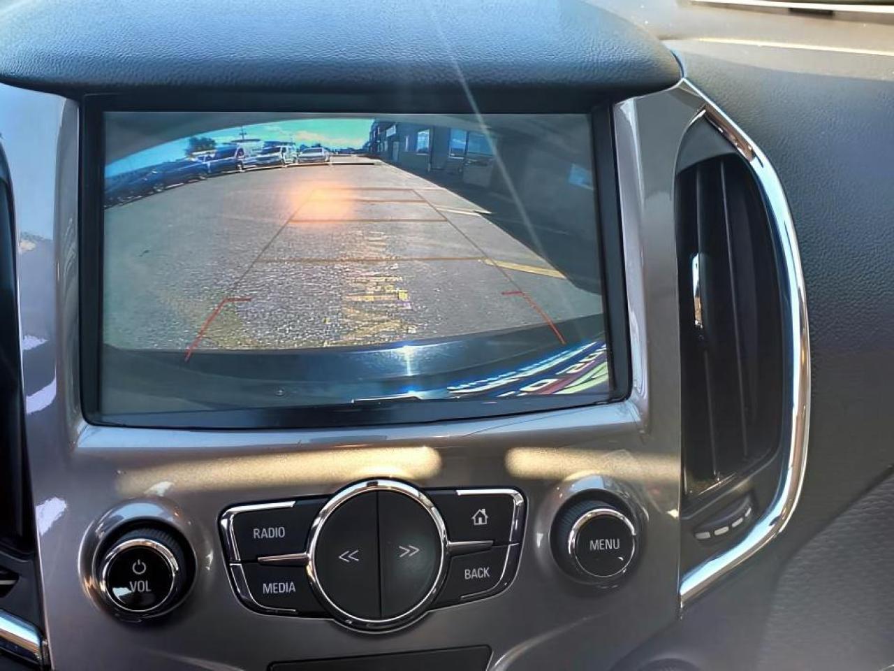 2018 Chevrolet Cruze LT-SUNROOF-"NO TAX SALE-MAX $2000-LTD TIME ONLY" - Photo #17