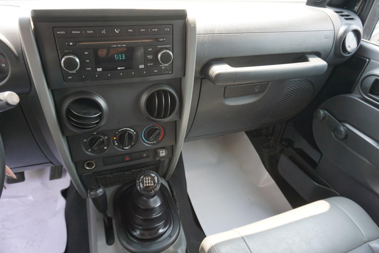 2009 Jeep Wrangler X 4WD 6Speed CERTIFIED *JEEP MAINTAIN* CRUISE CONTROL ALLOYS - Photo #11