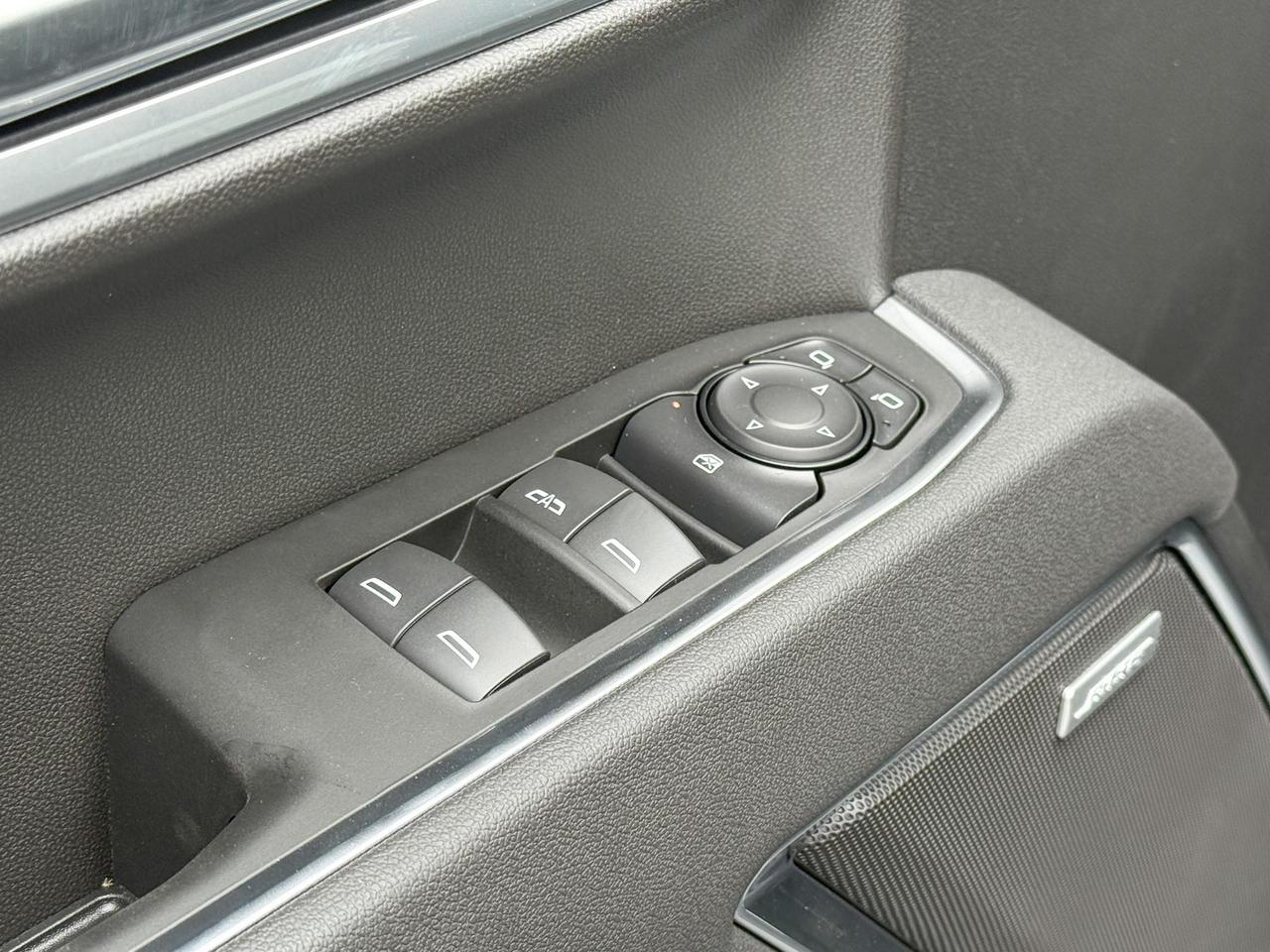 2025 GMC Sierra 1500 Elevation 3.0L DURAMAX WITH REMOTE START/ENTRY, HEATED SEATS, HEATED STEERING WHEEL, CRUISE CONTROL, HD REAR VISION CAMERA, BOSE SOUND SYSTEM Photo